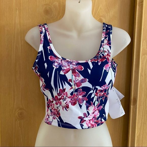 Fabletics • Vasha Midi Sports Bra in Palm Blossom Print - Picture 3 of 11